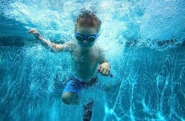 Когда ребенку нельзя ходить в бассейн? - аква-доктор плавание