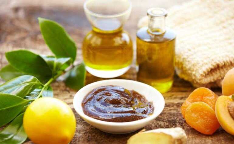 Какую маску для лица с оливковым маслом лучше использовать в домашних условиях рейтинг 5 рецептов и 5 покупных средств Эффективность масла и меда против прыщей и морщин, для сухой и жирной кожи
