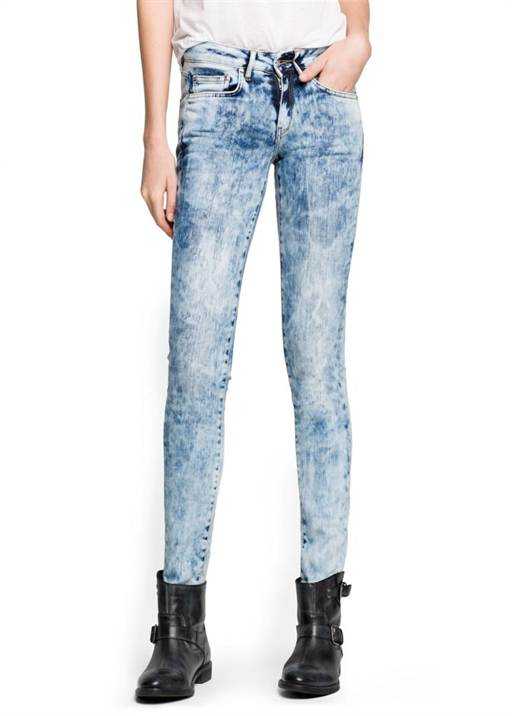 Женские джинсываренки снова на пике моды Итак, если вы еще не успели обзавестись парой джинсов с необычным рисунком денима  самое время отправиться на шопинг