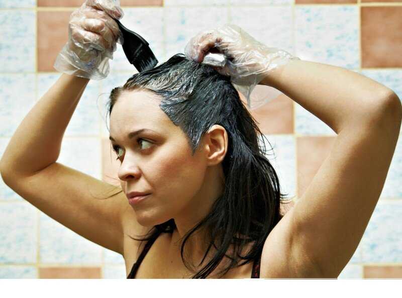 Покрасить корни волос в домашних условиях можно самостоятельно Для этого потребуется тщательная подготовка и соблюдение определенных рекомендаций