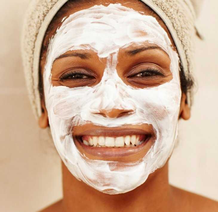 Особенности увлажняющих масок для лица состав и виды Узнайте, как сделать маску для увлажнения кожи в домашних условиях Обзор 9 лучших косметических масок и правила выбора