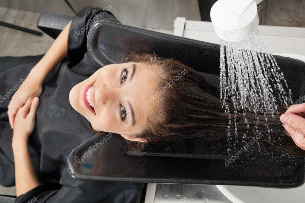 Бережный уход во время мытья волос - рекомендации alerana для роста, укрепления и восстановления волос