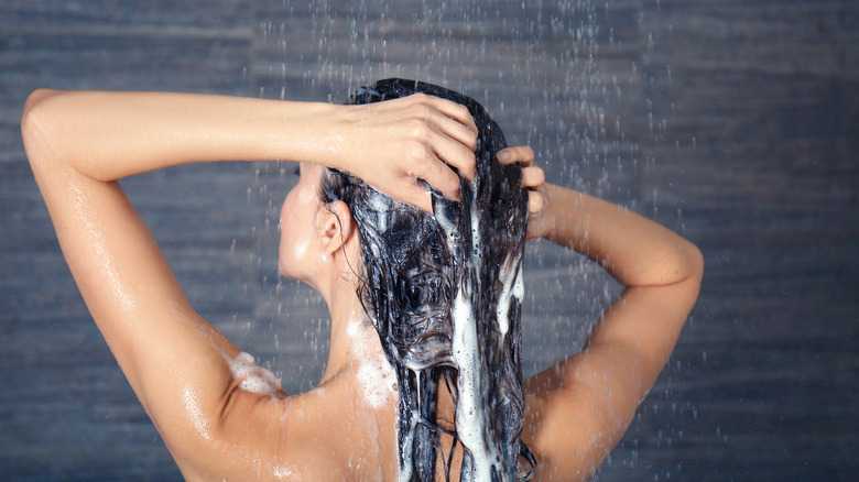 Польза хозяйственного мыла для волос