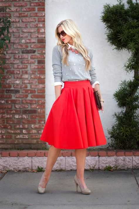 15 актуальных вариантов для модниц на фото, с чем носить красную юбку