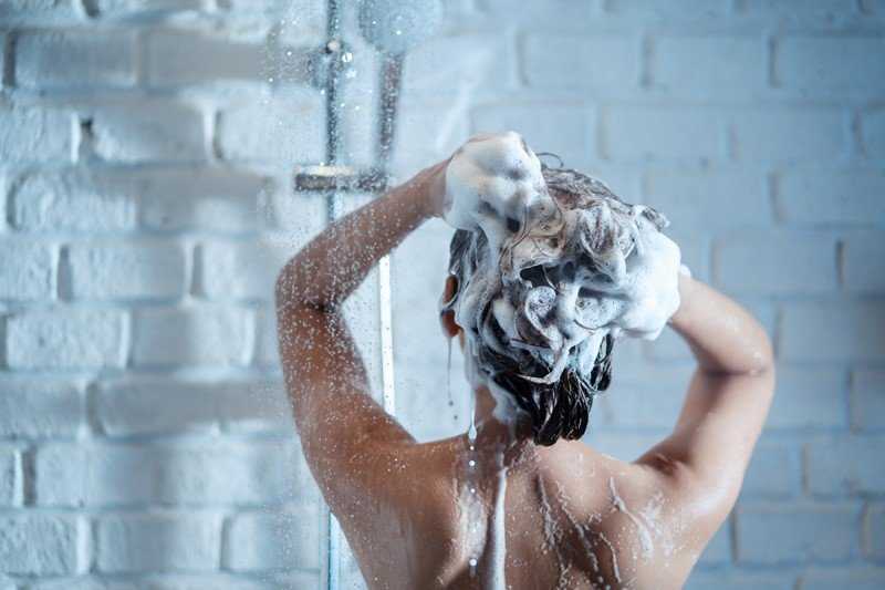 Можно ли мыться хозяйственным мылом, мыть голову, подмываться? польза и вред хозяйственного мыла как средства гигиены - автор екатерина данилова - журнал женское мнение
