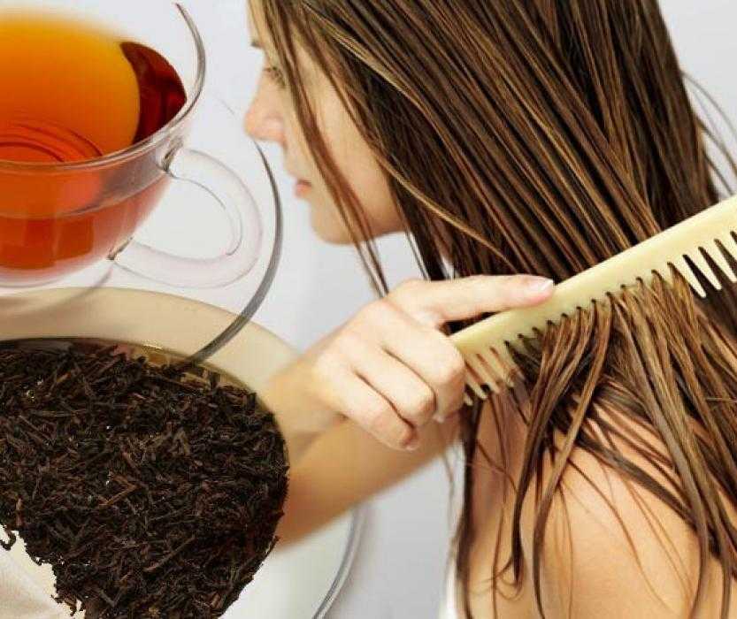 Покрасить волосы чаем можно в домашних условиях При помощи заварки можно добиться практически любого оттенка волос, а заодно и оздоровить структуру прядей