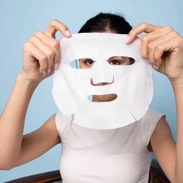 «маскне»: акне, вызванное ношением масок, и другие дерматозы