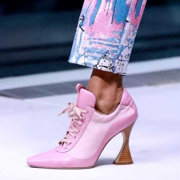 Модные женские туфли 2021