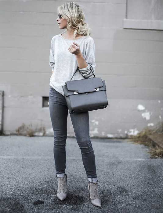 Образы с женскими серыми джинсами