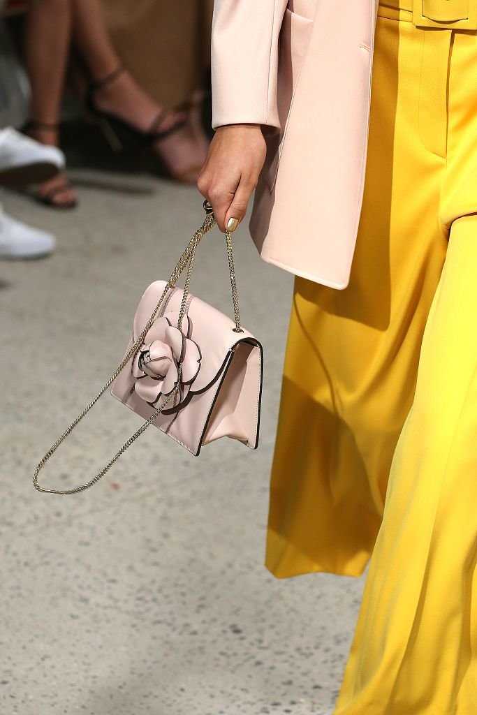 Модные сумки 2021: форма, цвет - гид по трендам 15 must have!